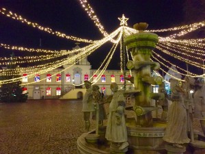 Bürgerbrunnen Lippstadt unter Lichtzelt